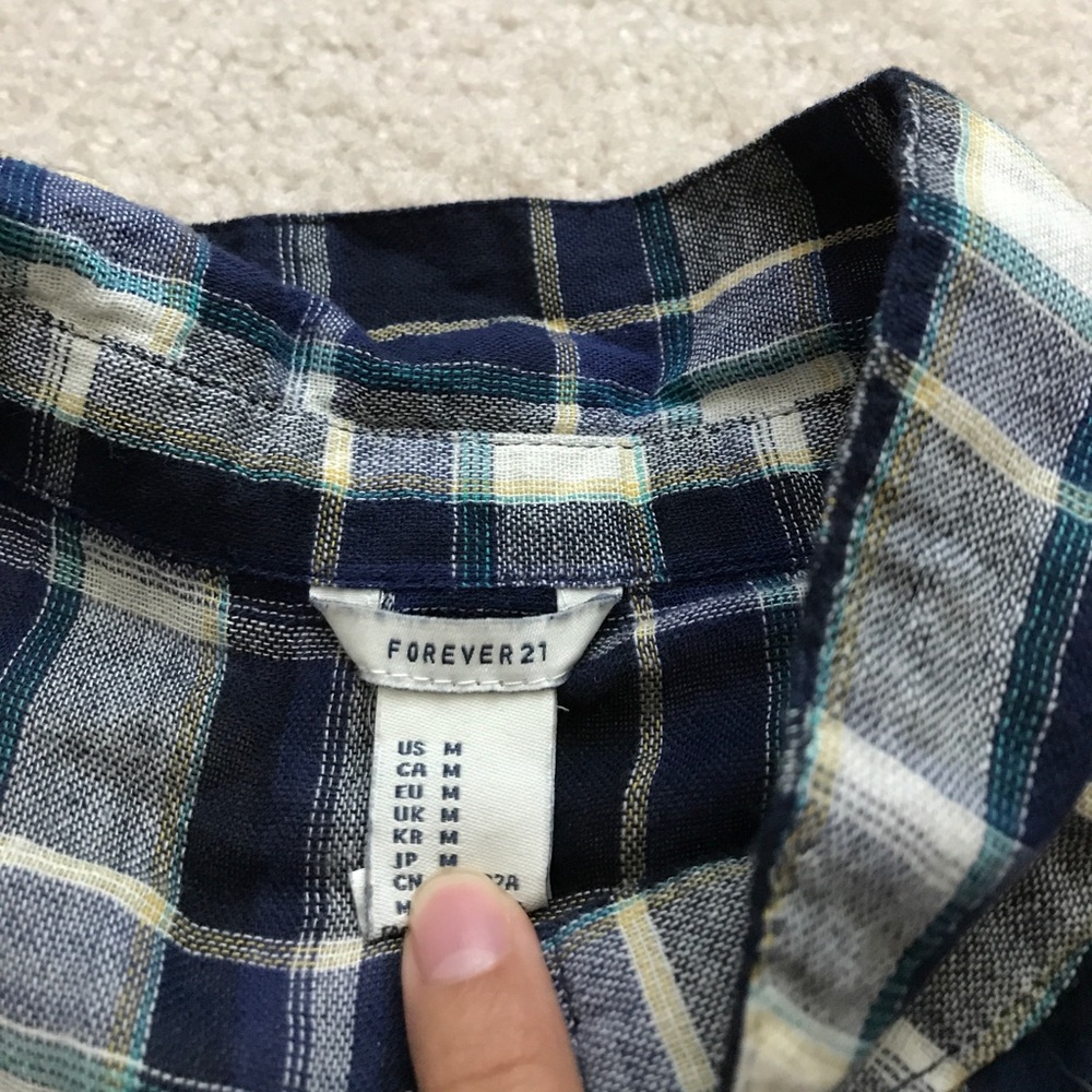 CUTEST PLAID DRESS! - Picture 5 of 6